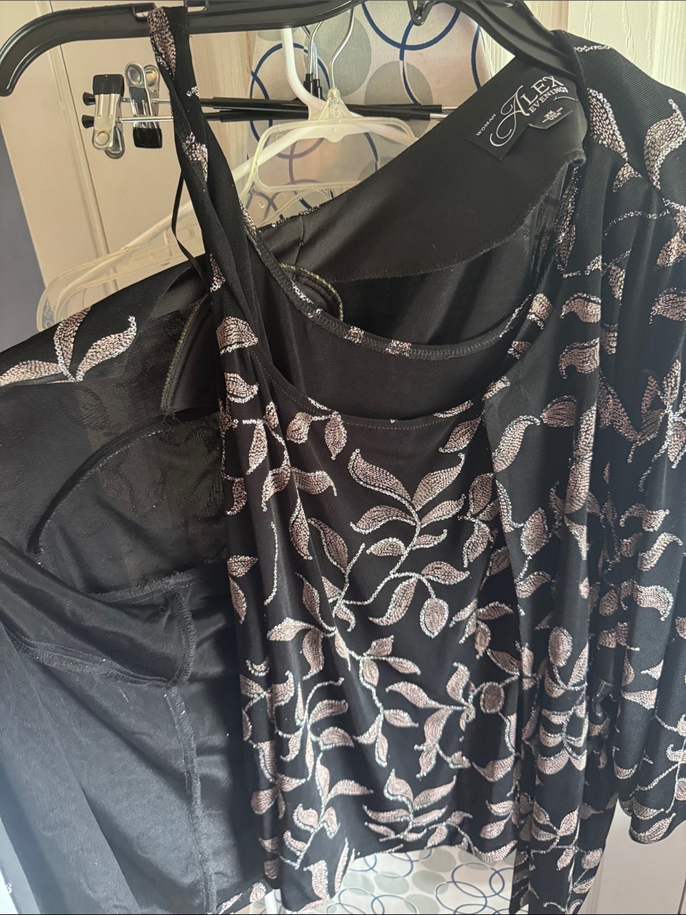 Alex Evenings Black Jacket and Camisole with Silver Leaf Pattern - Picture 2 of 4